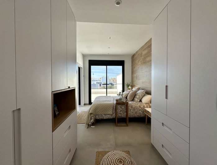 Image No.32-3 Bed Villa for sale