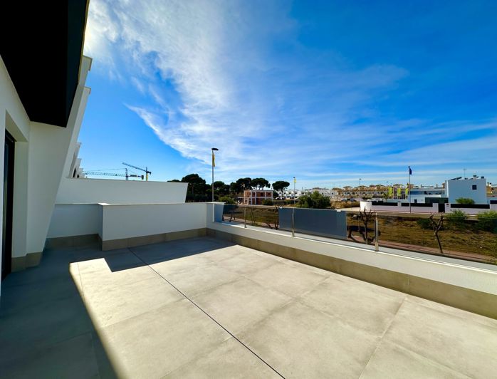 Image No.45-3 Bed Villa for sale