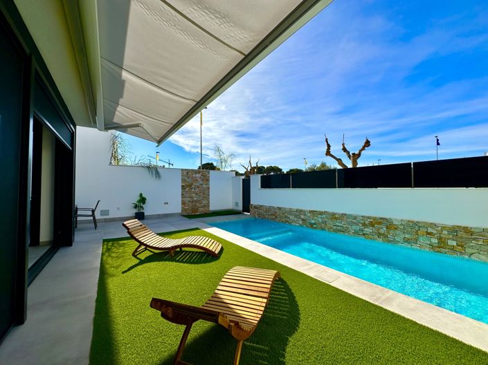 Image No.50-3 Bed Villa for sale