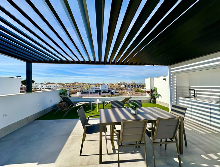 Image No.58-3 Bed Villa for sale