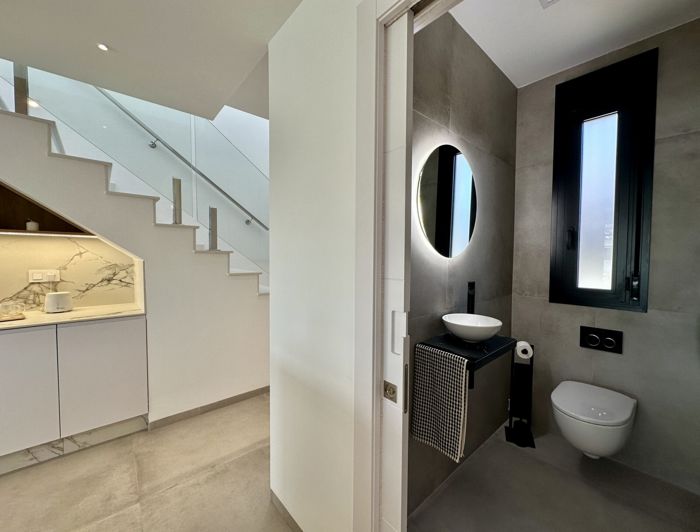 Image No.63-3 Bed Villa for sale