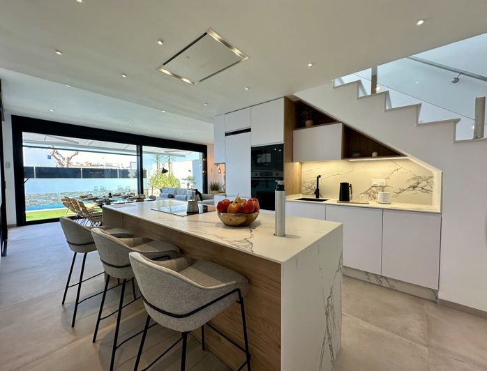 Image No.65-3 Bed Villa for sale