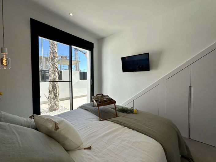 Image No.79-3 Bed Villa for sale