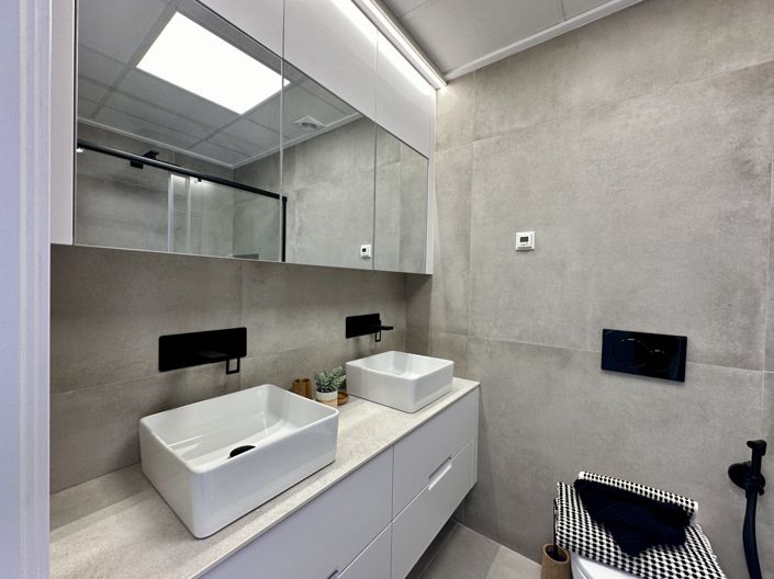 Image No.82-3 Bed Villa for sale