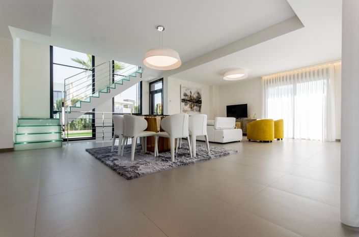 Image No.56-3 Bed Villa for sale