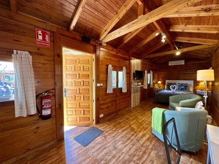 Image No.42-5 Bed Property for sale