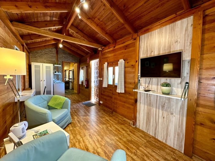 Image No.47-5 Bed Property for sale