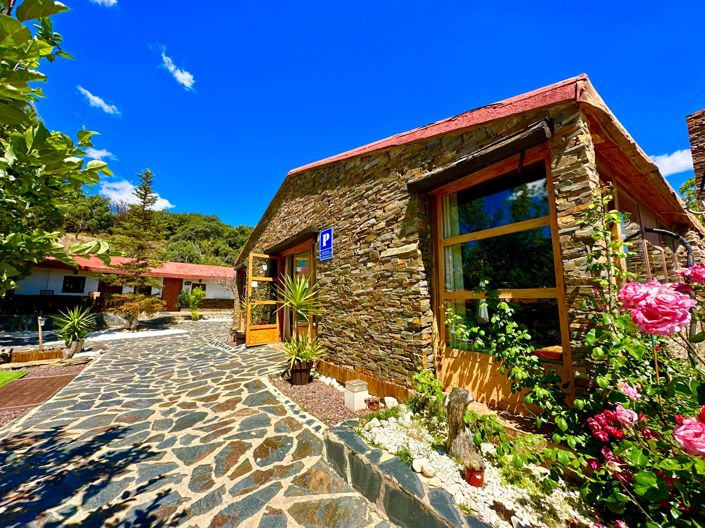 Image No.6-5 Bed Property for sale