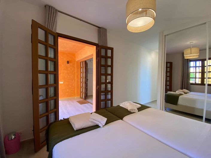 Image No.11-2 Bed Property for sale