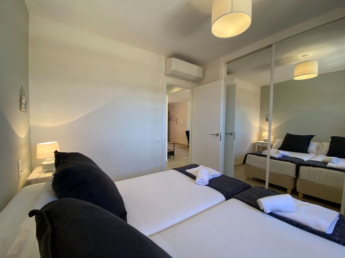 Image No.46-2 Bed Property for sale