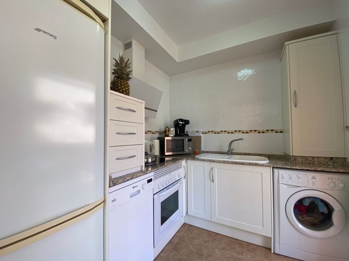 Image No.20-2 Bed Apartment for sale