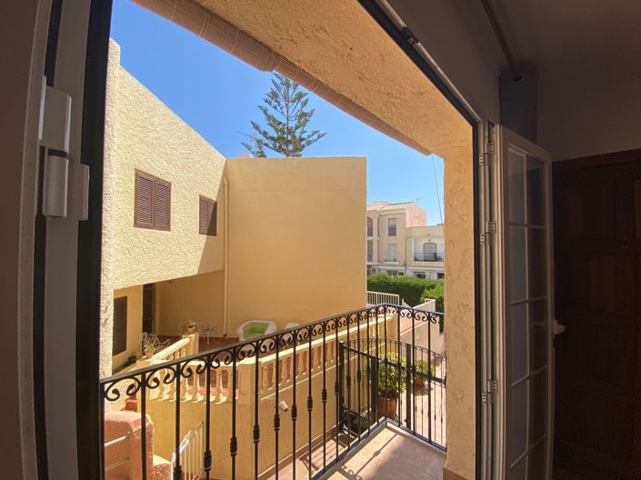 Image No.24-2 Bed Apartment for sale