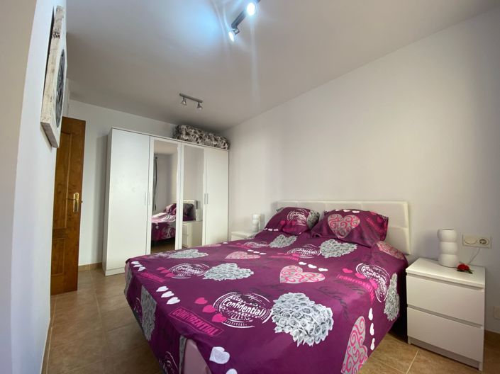 Image No.28-2 Bed Apartment for sale