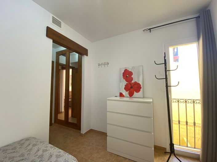 Image No.38-2 Bed Apartment for sale