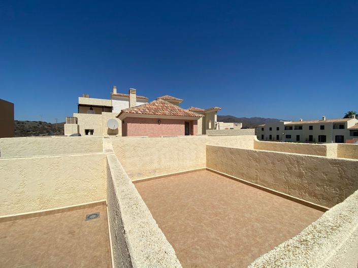 Image No.43-2 Bed Apartment for sale