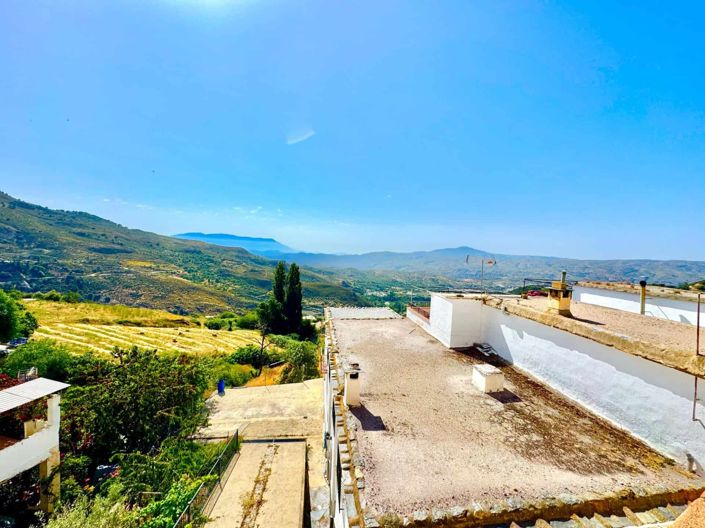 Image No.27-4 Bed House for sale