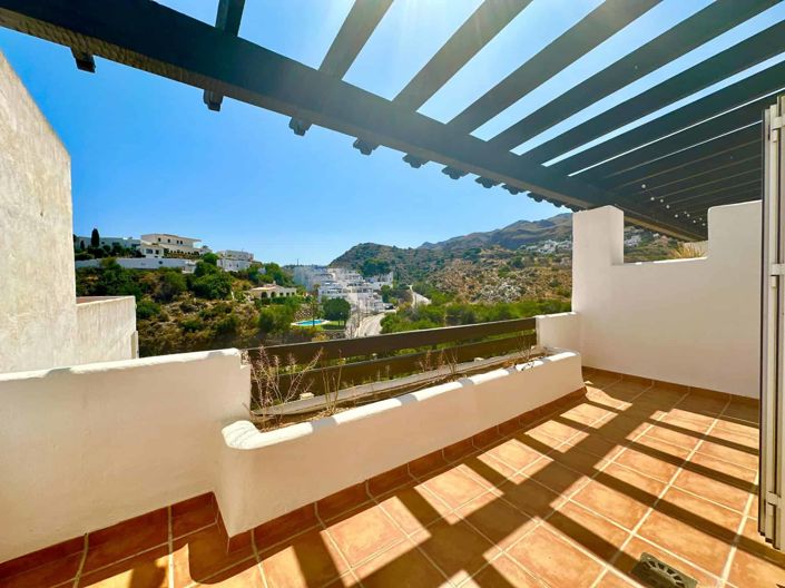 Image No.18-2 Bed Apartment for sale