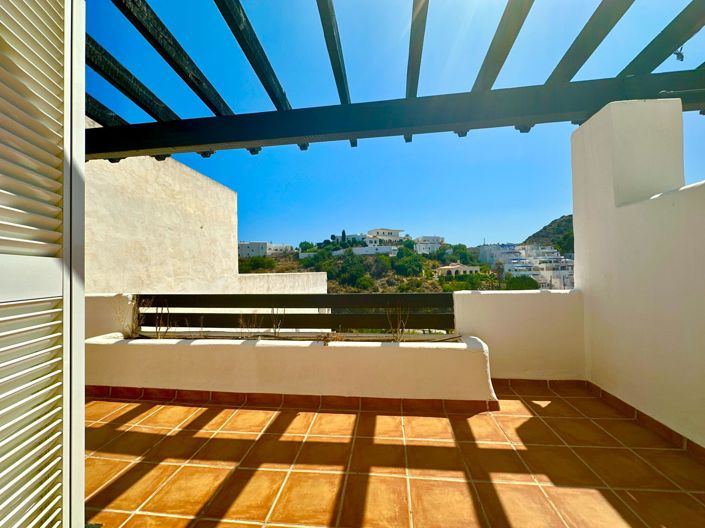 Image No.31-2 Bed Apartment for sale