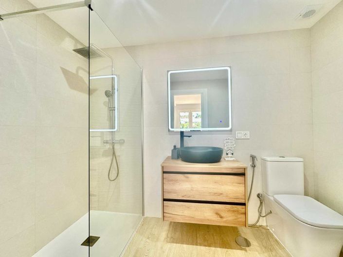 Image No.36-2 Bed Apartment for sale