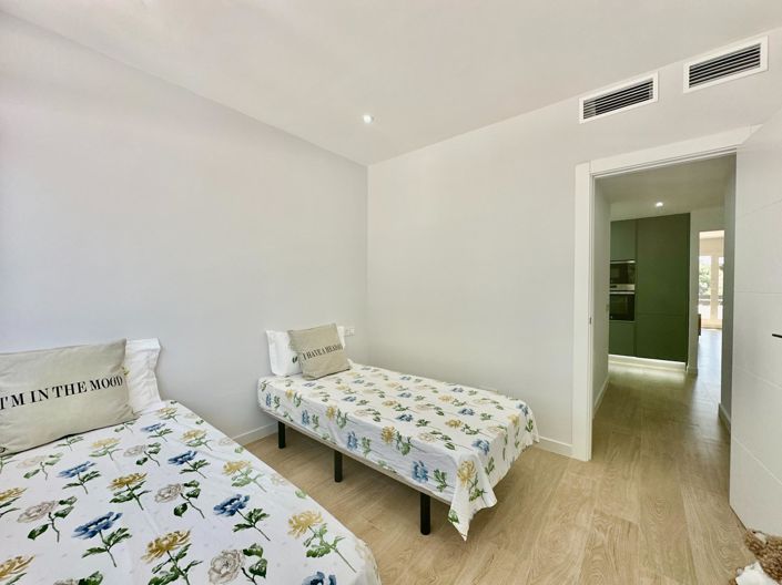 Image No.37-2 Bed Apartment for sale