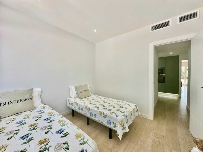 Image No.37-2 Bed Apartment for sale