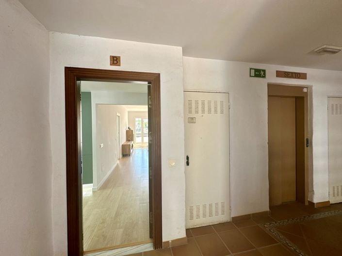 Image No.43-2 Bed Apartment for sale