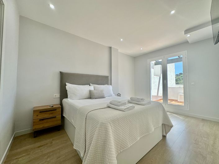 Image No.8-2 Bed Apartment for sale