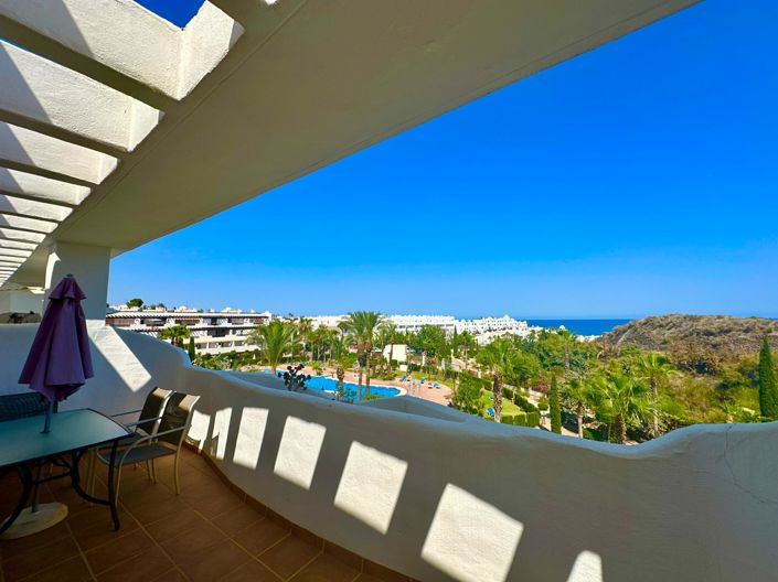 Image No.21-2 Bed Apartment for sale