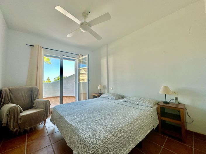 Image No.11-2 Bed Apartment for sale