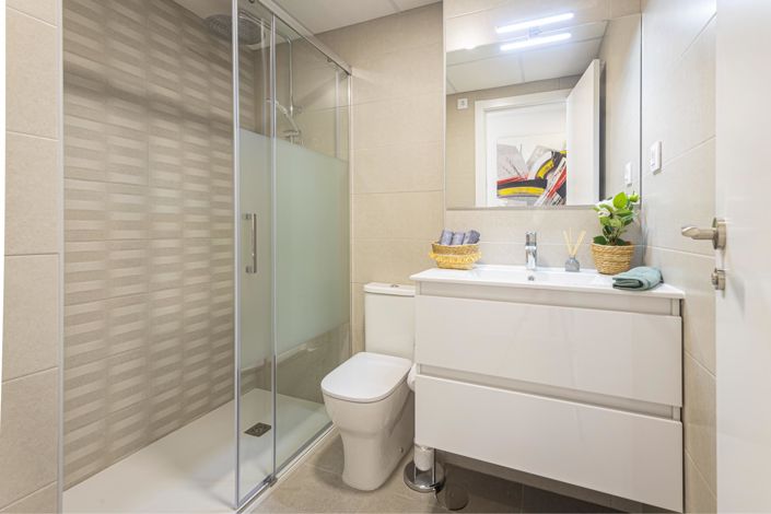 Image No.12-2 Bed Apartment for sale