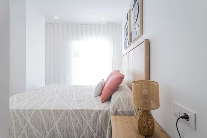 Image No.28-2 Bed Apartment for sale