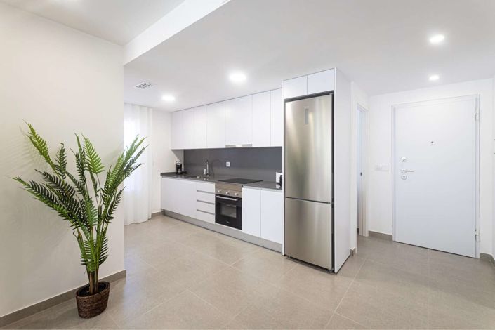 Image No.32-2 Bed Apartment for sale