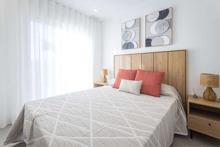 Image No.33-2 Bed Apartment for sale