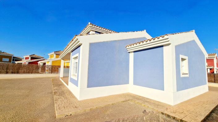 Image No.77-3 Bed Villa for sale