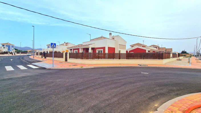 Image No.83-3 Bed Villa for sale