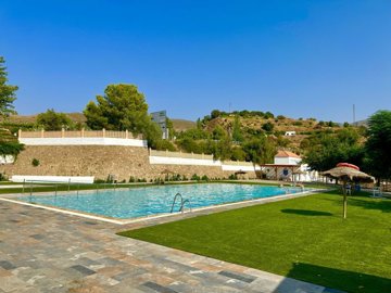 spanishpropertyexpertcomswimmimgpool-2