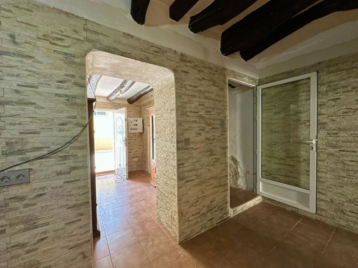 Image No.25-4 Bed Townhouse for sale