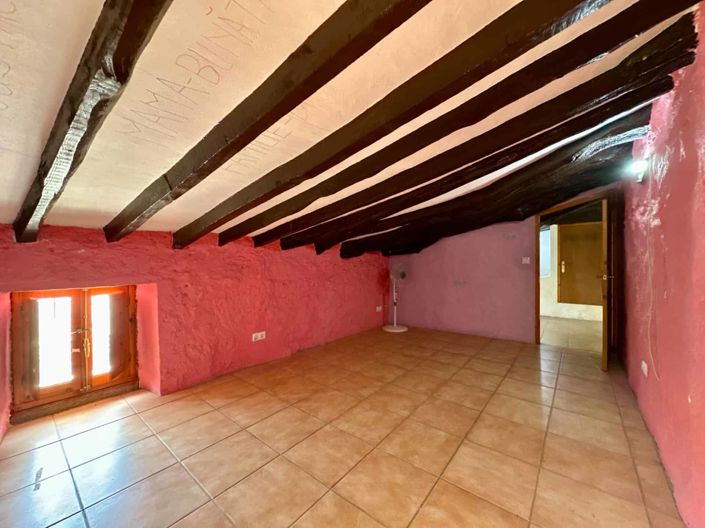 Image No.40-4 Bed Townhouse for sale