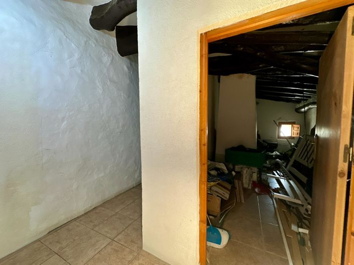 Image No.42-4 Bed Townhouse for sale