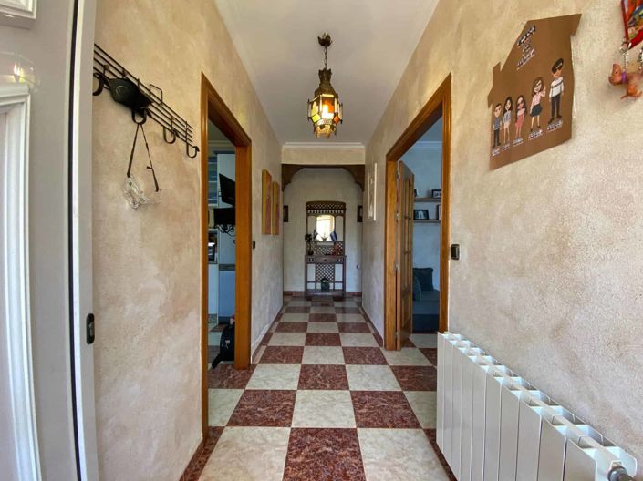 Image No.18-4 Bed Villa for sale