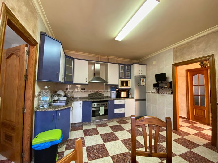 Image No.28-4 Bed Villa for sale