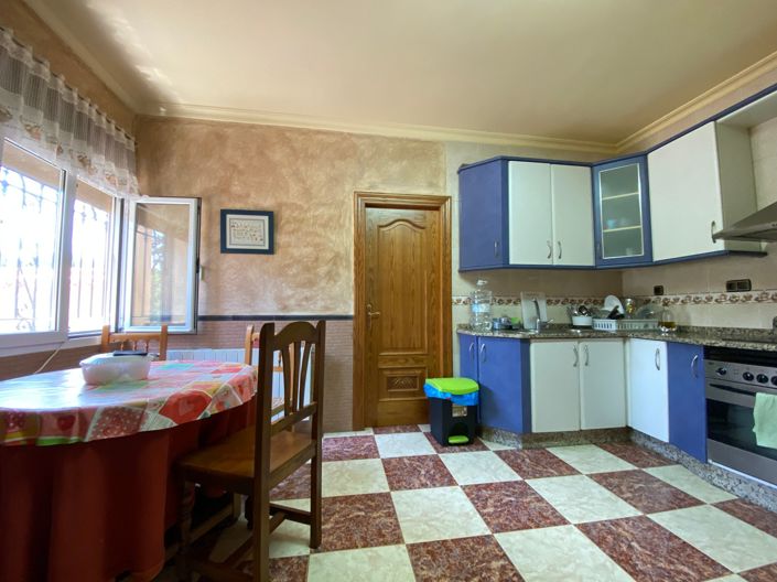 Image No.29-4 Bed Villa for sale