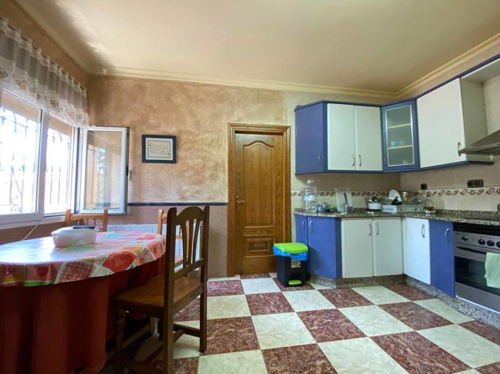 Image No.29-4 Bed Villa for sale