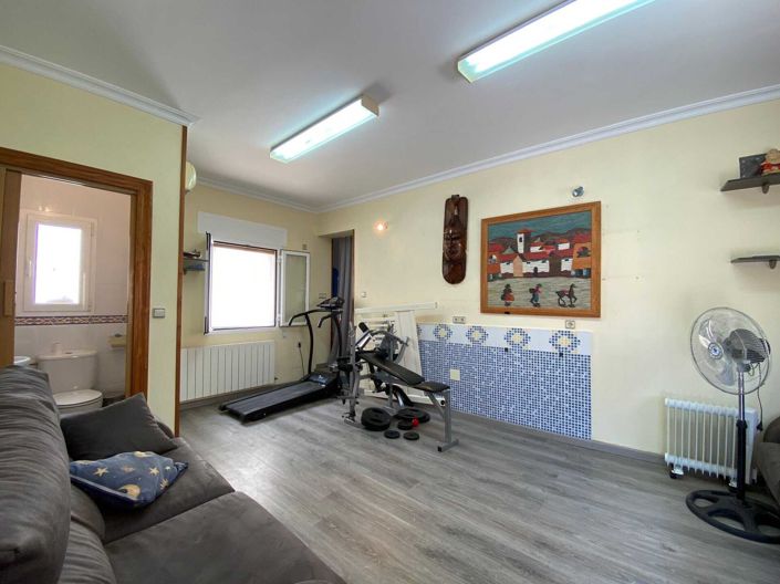 Image No.56-4 Bed Villa for sale