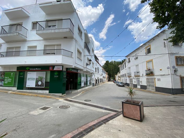 Image No.79-4 Bed Villa for sale