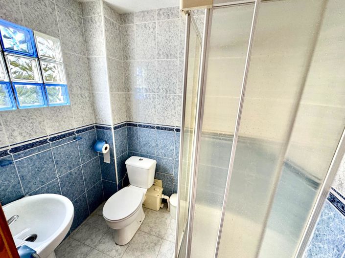 Image No.102-6 Bed Villa for sale