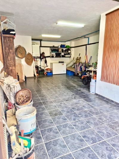 Image No.117-6 Bed Villa for sale