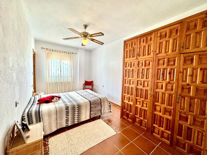 Image No.26-6 Bed Villa for sale