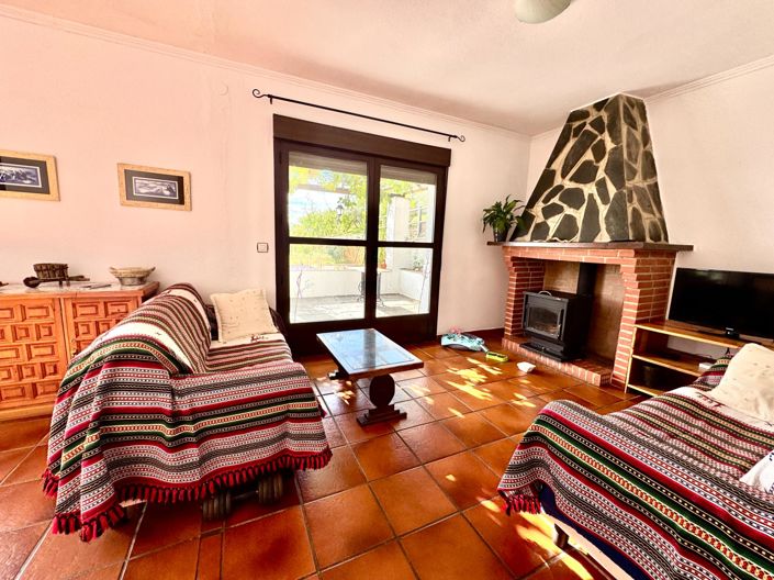 Image No.44-6 Bed Villa for sale