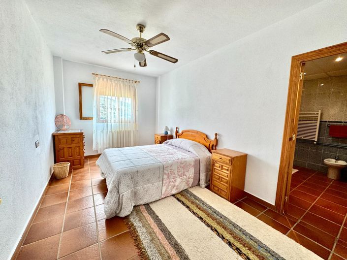 Image No.56-6 Bed Villa for sale